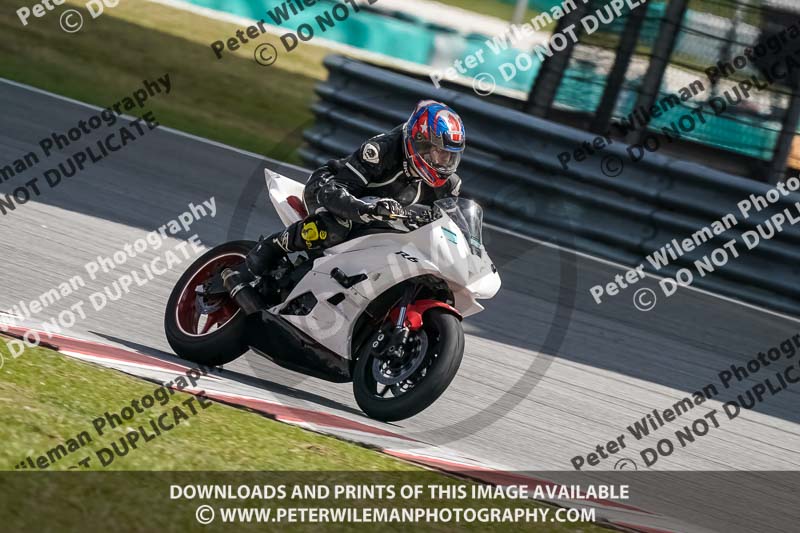 Sepang;event digital images;motorbikes;no limits;peter wileman photography;trackday;trackday digital images